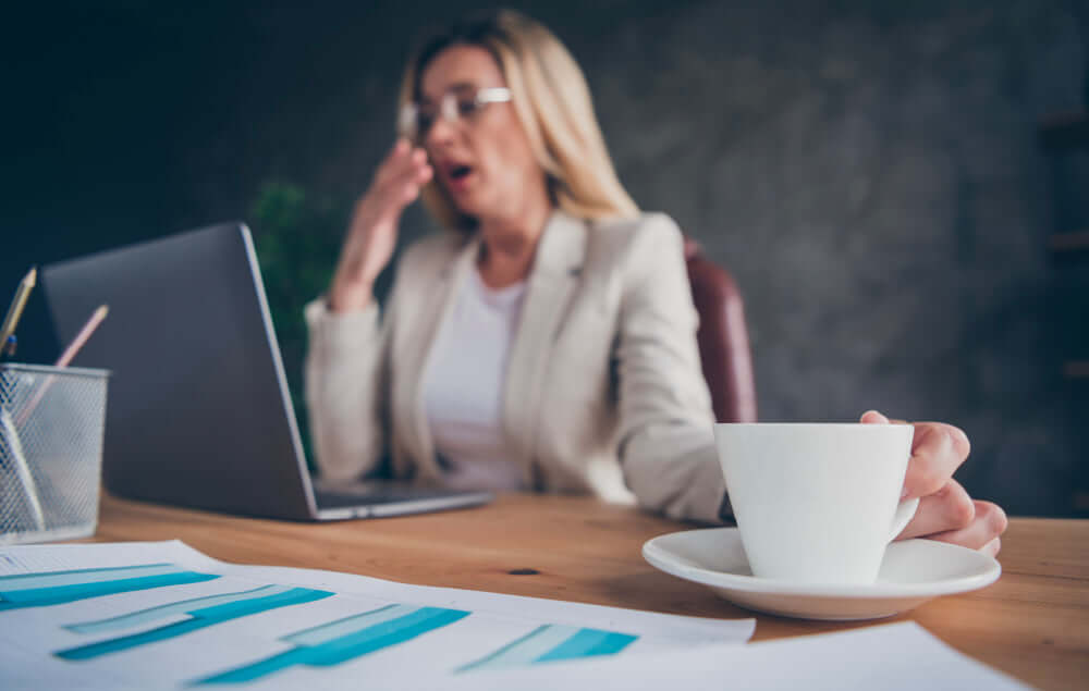 Beat the Afternoon Energy Slump With These 3 Tips For More Energy