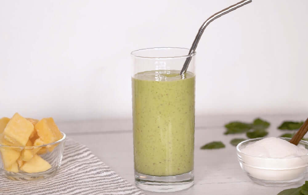 Your New Favorite Skin-Loving Green Collagen Smoothie